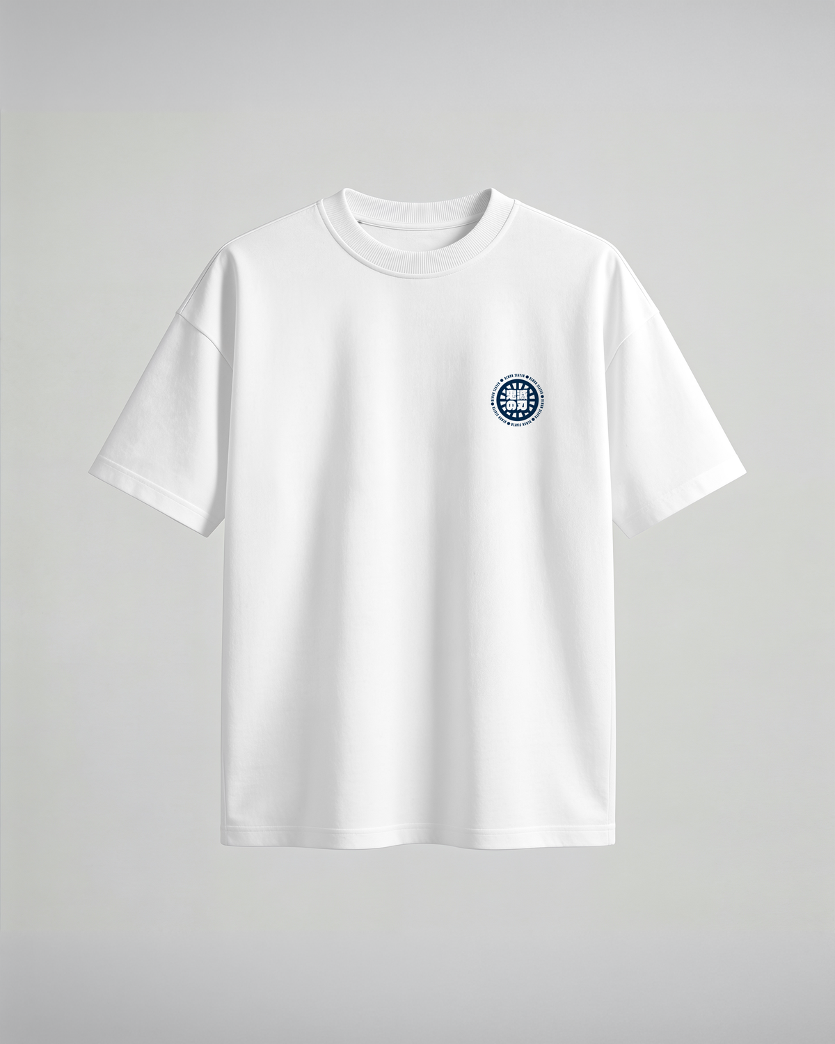 Camiseta oversize Demon Slayers de Demon Slayer, color blanco, estampado azul, vista frontal