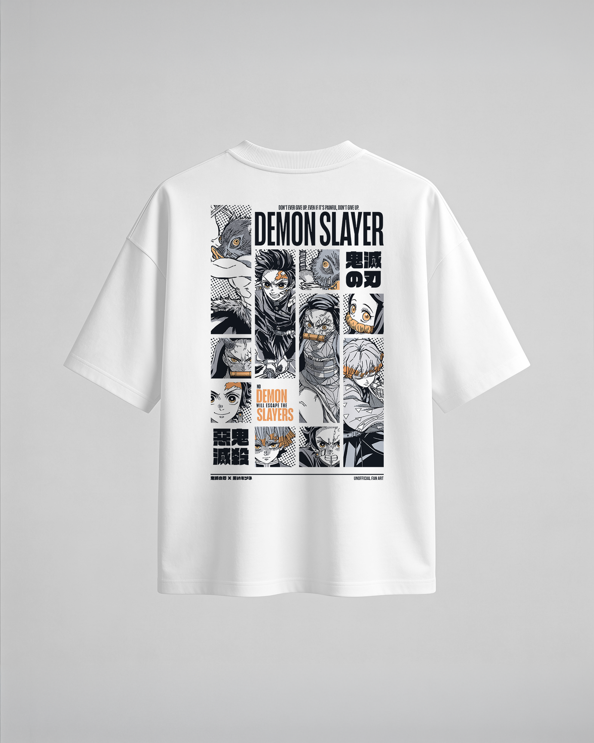 Camiseta oversize Demon Slayers de Demon Slayer, color blanco, estampado naranja, vista trasera