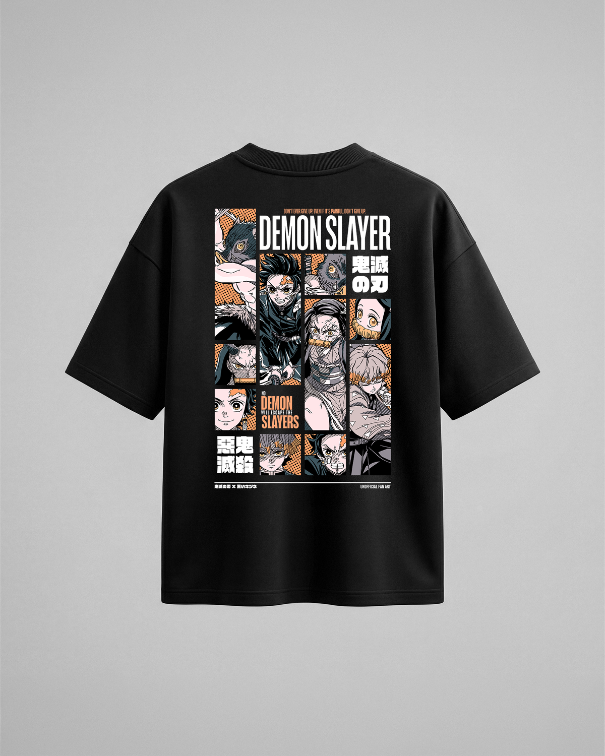 Camiseta oversize Demon Slayers de Demon Slayer, color negro, estampado naranja, vista trasera