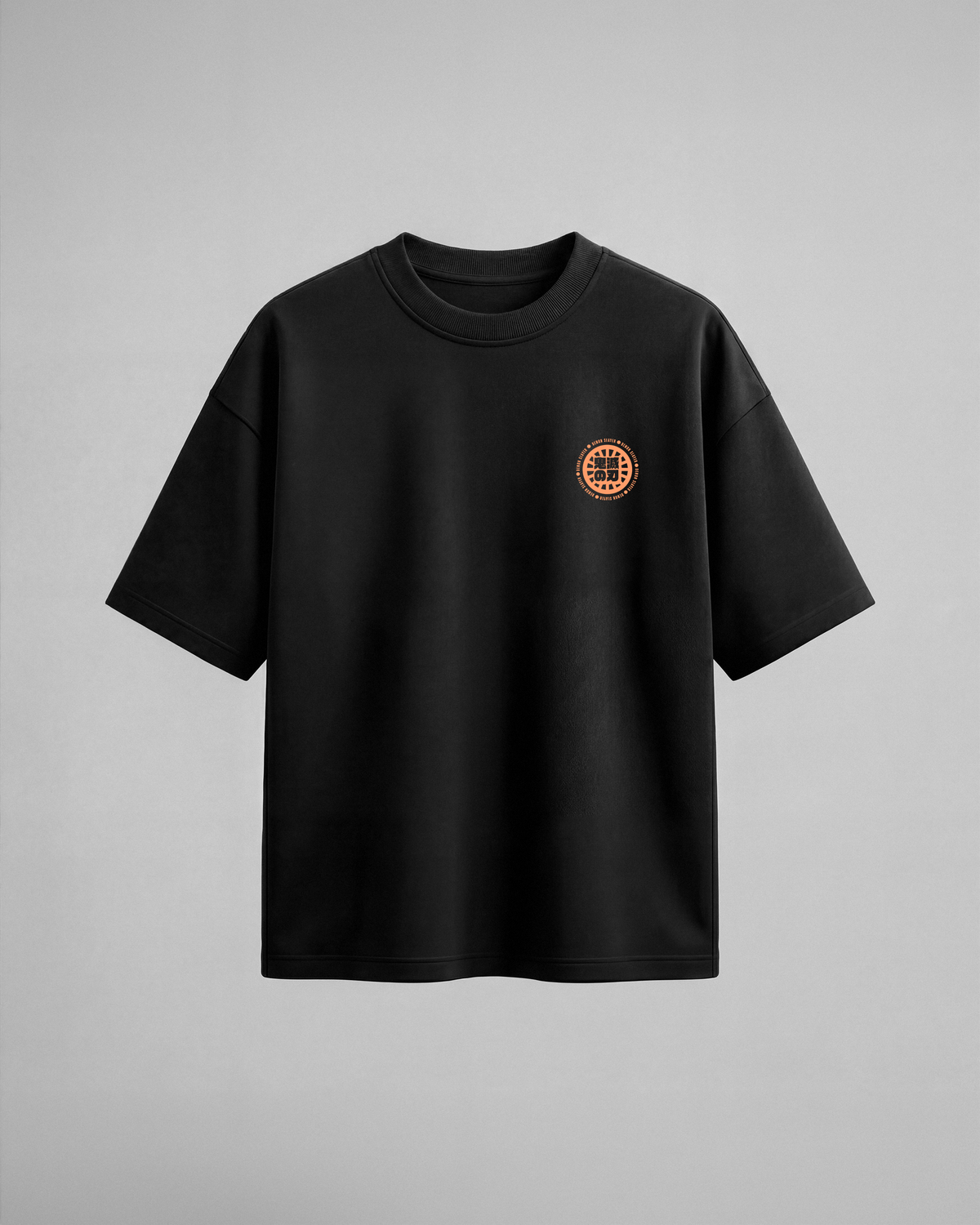 Camiseta oversize Demon Slayers de Demon Slayer, color negro, estampado naranja, vista frontal