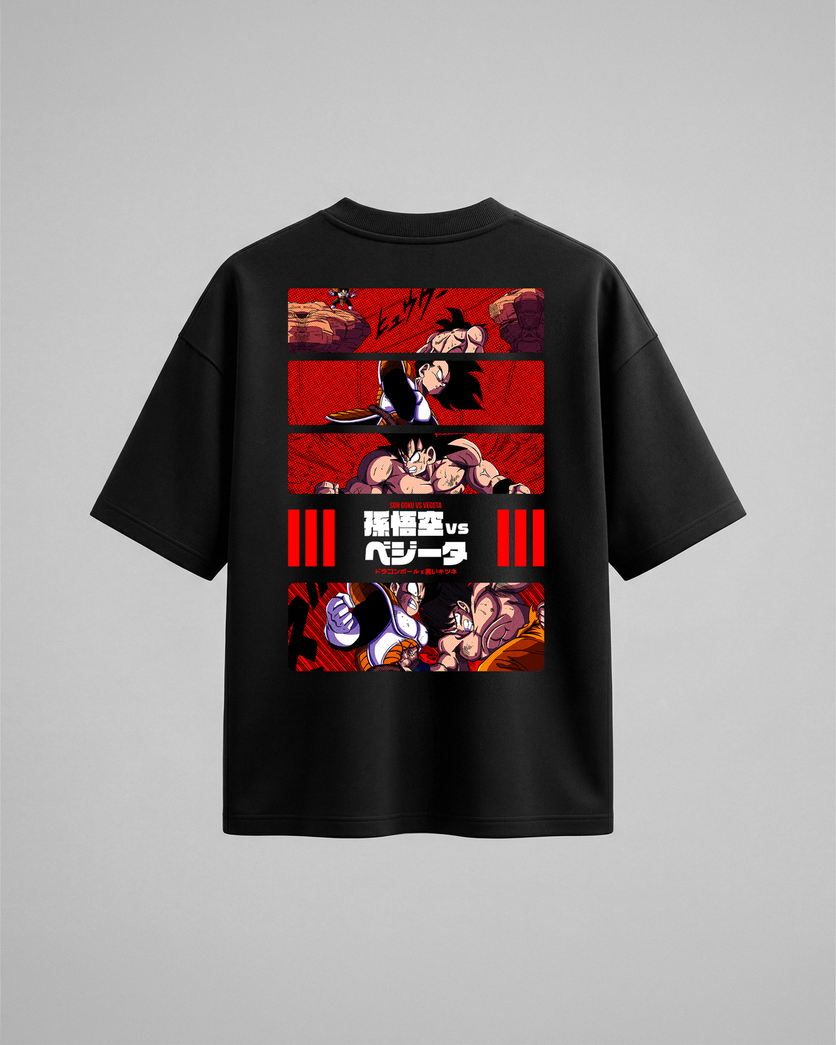 Camiseta oversize Goku vs Vegeta de Dragon Ball Z, color negro, estampado rojo, vista trasera