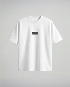 Camiseta oversize Hashira The Elite de Demon Slayer, color blanco, estampado rojo, vista frontal