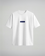 Camiseta oversize Heavenly Restriction de Jujutsu Kaisen, color blanco, estampado azul, vista frontal