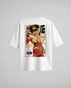 Camiseta oversize Seiya de Saint Seiya, color blanco, estampado naranja, vista trasera