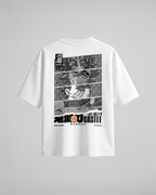 Camiseta oversize Upper Rank Moons de Demon Slayer, color blanco, estampado naranja, vista trasera